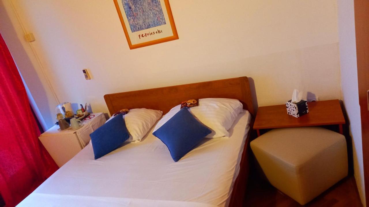Ičići Salyna "Rooms Bela" מראה חיצוני תמונה